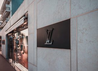 LVMH introduces delivery promise to enrich omnichannel shopping experience  - Internet Retailing