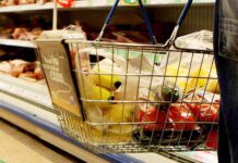 Shop prices continue to fall as lockdown leads to heavy discounting