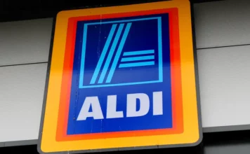 Aldi cheers ‘best ever’ Christmas and commits to 2022 price pledge