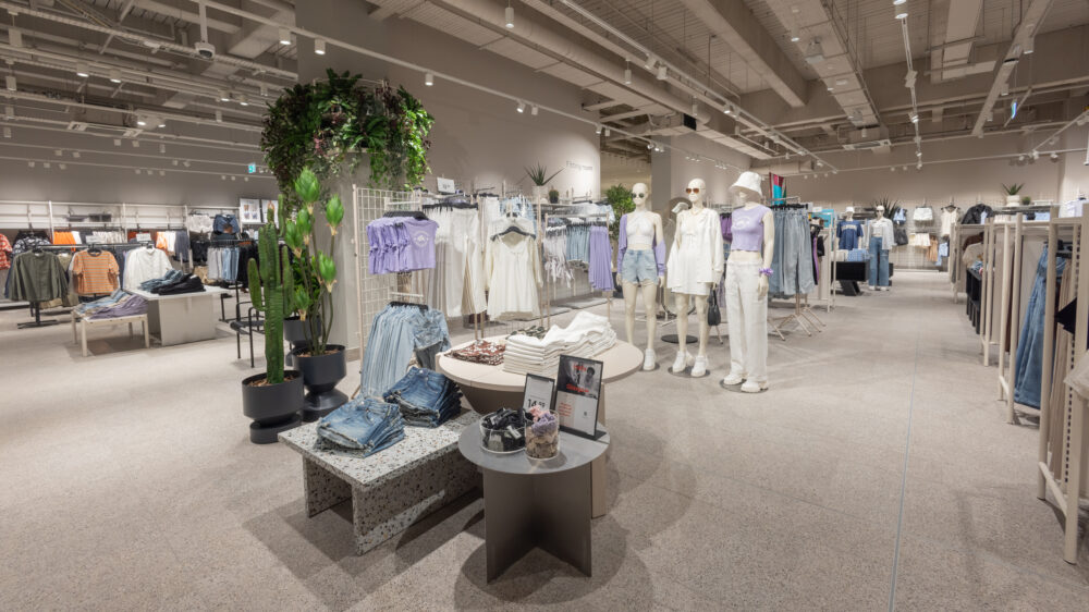 H&M opens doors to new Braehead store, Glasgow - Retail Focus - Retail  Design