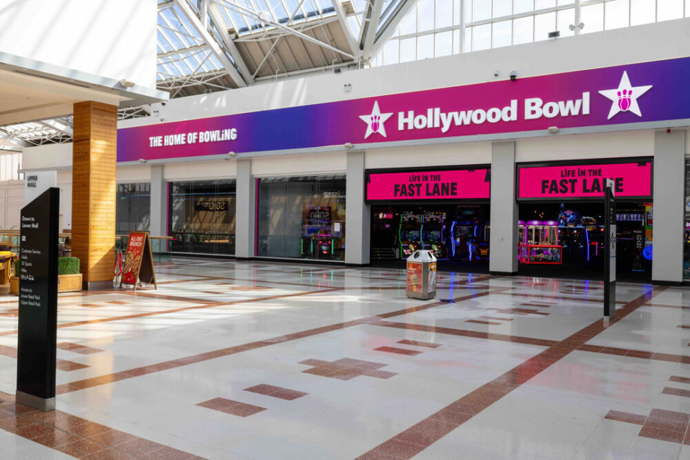 Hollywood Bowl Merry Hill exterior