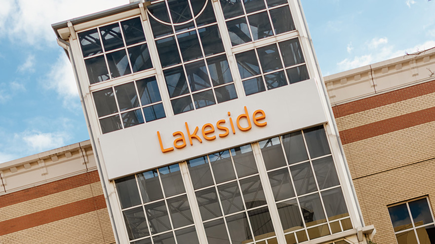 Lakeside Centre Front