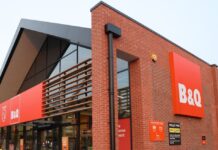 B&Q building external