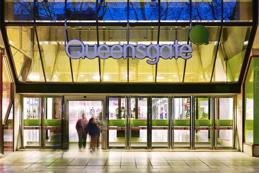 Queensgate Large