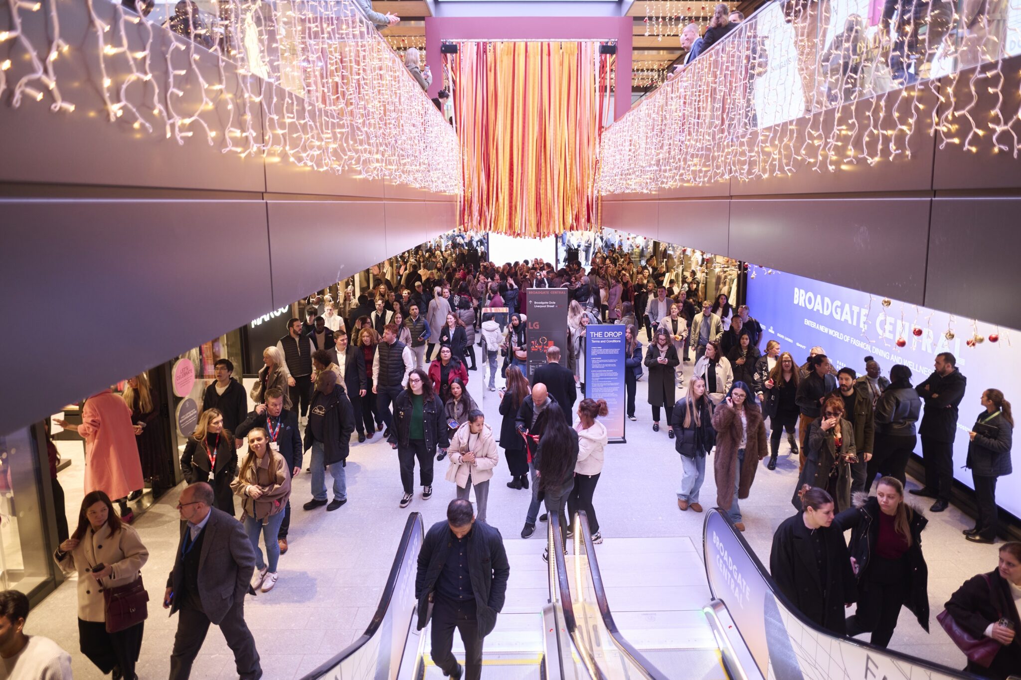 Broadgate Clock Broadgate Central Opens As The City Of London’s Newest Retail And ...