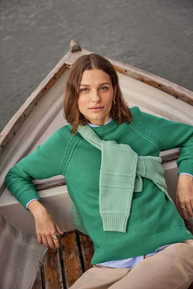 Crew Clothing Cotton Stitch Jumper in Green 49 www.crewclothing.co .uk Large