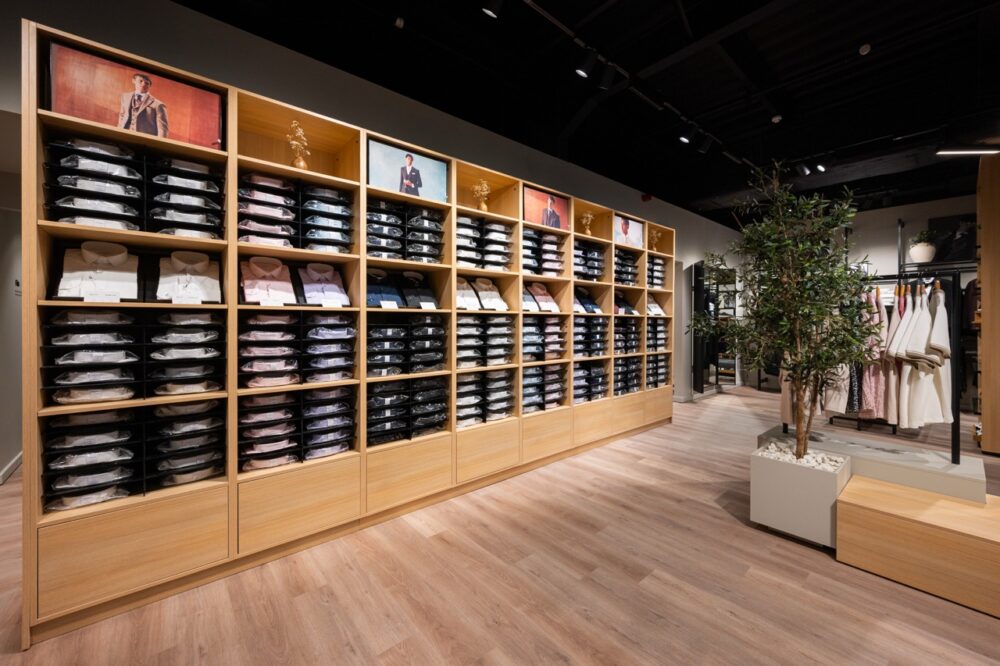 Suit Direct Cheshire Oaks 504 Large