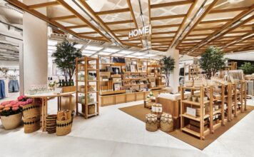 Lefties 1jpg99 Large