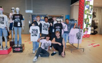Primark x December 10 Large