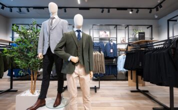 Suit Direct Romford 018 Large
