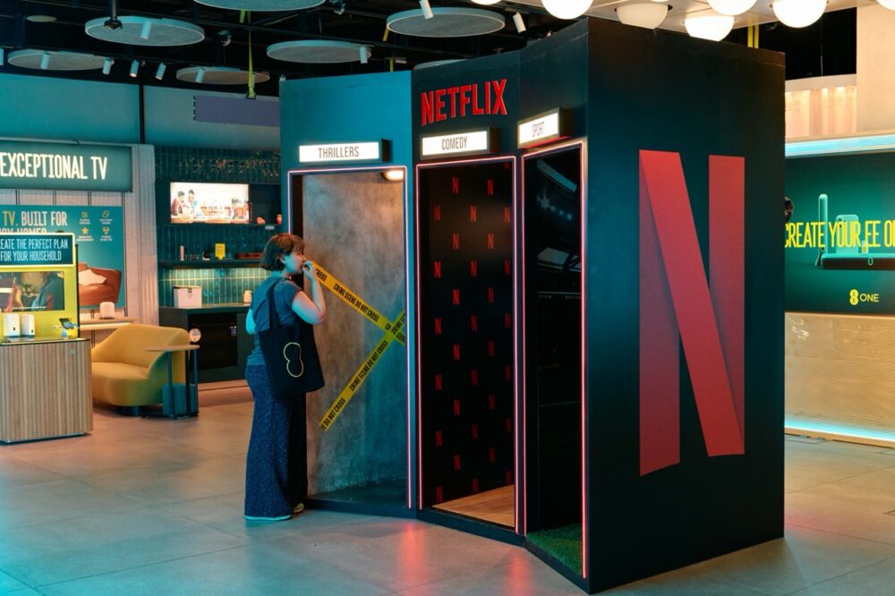 BUCK EE Netflix 9 Large