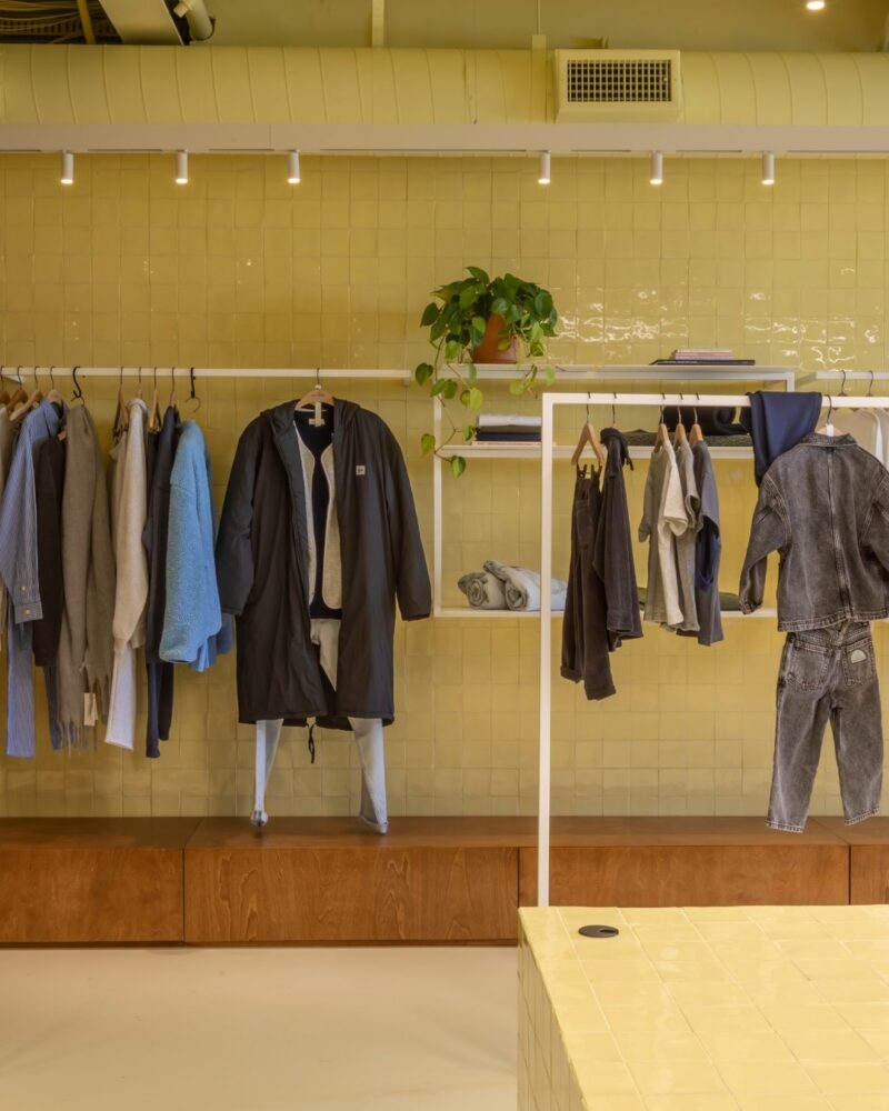 Interior of American Vintage - Los Angeles - Abbot Kinney